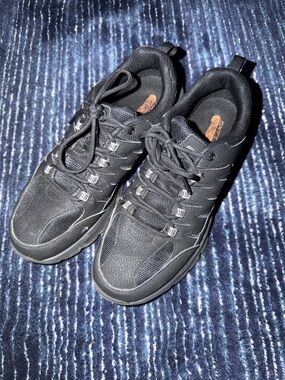 And1 Men's Black Athletic Lace-Up Sneakers